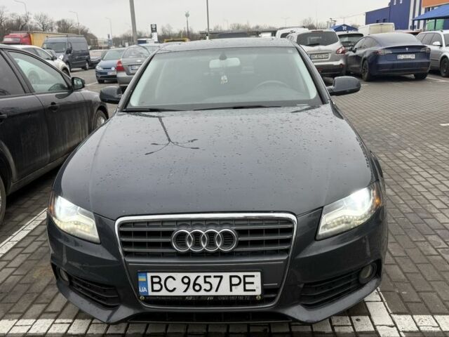 Серый Ауди А4, объемом двигателя 2 л и пробегом 290 тыс. км за 9500 $, фото 6 на Automoto.ua