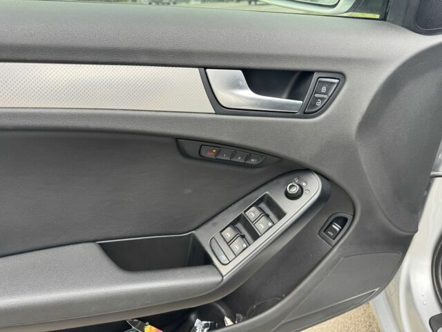 Серый Ауди А4, объемом двигателя 2 л и пробегом 287 тыс. км за 8500 $, фото 13 на Automoto.ua