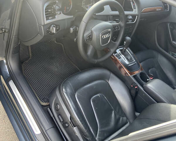 Серый Ауди А4, объемом двигателя 1.98 л и пробегом 261 тыс. км за 9500 $, фото 18 на Automoto.ua