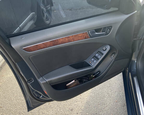 Серый Ауди А4, объемом двигателя 1.98 л и пробегом 261 тыс. км за 9500 $, фото 11 на Automoto.ua