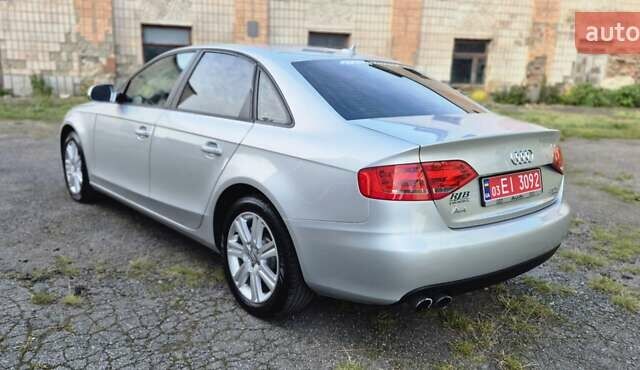 Серый Ауди А4, объемом двигателя 2 л и пробегом 215 тыс. км за 10700 $, фото 5 на Automoto.ua