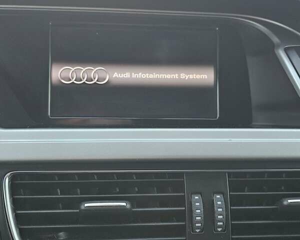 Сірий Ауді А4, об'ємом двигуна 1.8 л та пробігом 200 тис. км за 7300 $, фото 27 на Automoto.ua