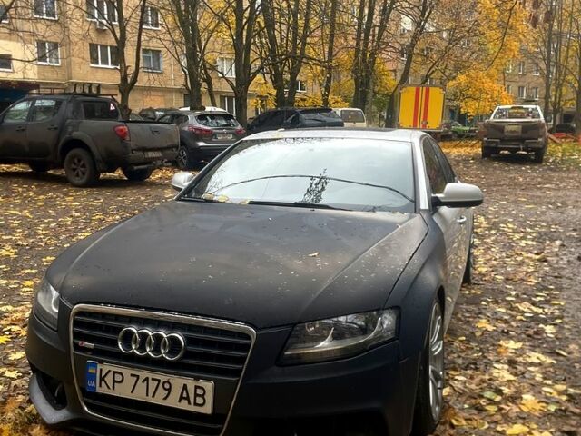 Серый Ауди А4, объемом двигателя 2 л и пробегом 305 тыс. км за 5599 $, фото 3 на Automoto.ua
