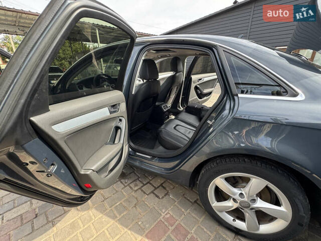 Сірий Ауді А4, об'ємом двигуна 1.98 л та пробігом 275 тис. км за 9999 $, фото 9 на Automoto.ua