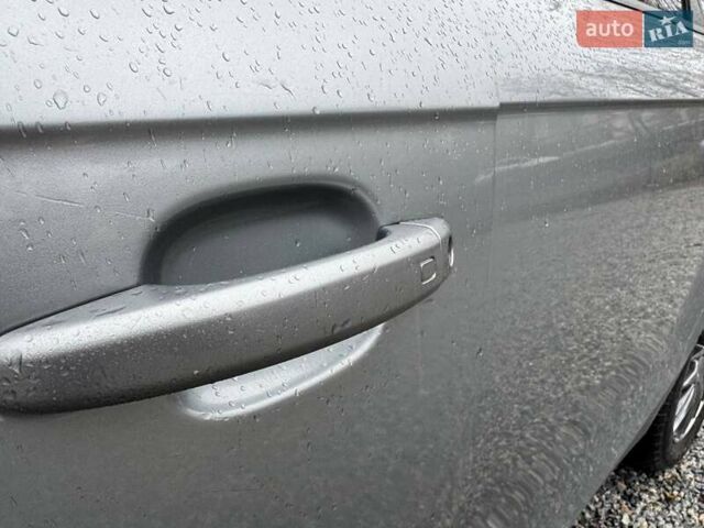 Серый Ауди А4, объемом двигателя 1.98 л и пробегом 220 тыс. км за 9400 $, фото 7 на Automoto.ua