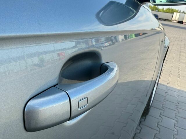 Сірий Ауді А4, об'ємом двигуна 2 л та пробігом 323 тис. км за 9000 $, фото 8 на Automoto.ua