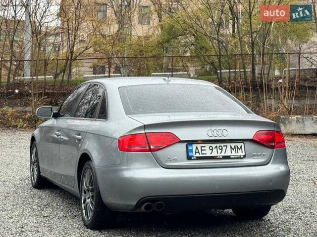 Серый Ауди А4, объемом двигателя 1.98 л и пробегом 220 тыс. км за 9400 $, фото 4 на Automoto.ua