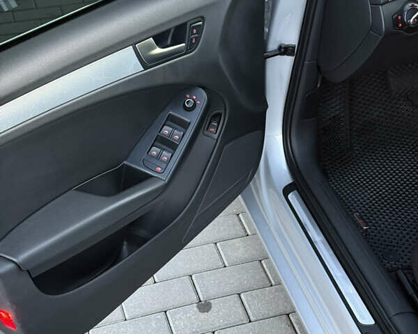 Серый Ауди А4, объемом двигателя 1.98 л и пробегом 295 тыс. км за 8799 $, фото 12 на Automoto.ua