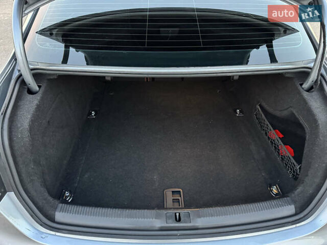 Серый Ауди А4, объемом двигателя 2 л и пробегом 194 тыс. км за 10999 $, фото 55 на Automoto.ua