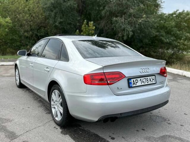 Сірий Ауді А4, об'ємом двигуна 2 л та пробігом 199 тис. км за 9500 $, фото 3 на Automoto.ua