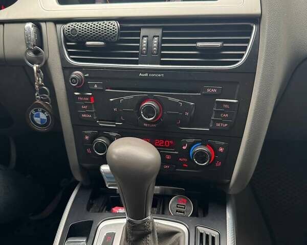 Серый Ауди А4, объемом двигателя 1.98 л и пробегом 302 тыс. км за 9250 $, фото 3 на Automoto.ua