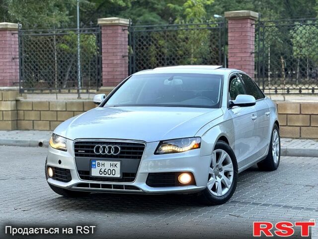 Серый Ауди А4, объемом двигателя 2 л и пробегом 212 тыс. км за 8000 $, фото 2 на Automoto.ua