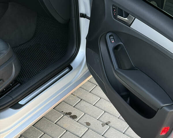 Серый Ауди А4, объемом двигателя 1.98 л и пробегом 295 тыс. км за 8799 $, фото 9 на Automoto.ua