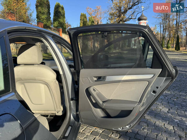 Сірий Ауді А4, об'ємом двигуна 2 л та пробігом 142 тис. км за 10200 $, фото 13 на Automoto.ua