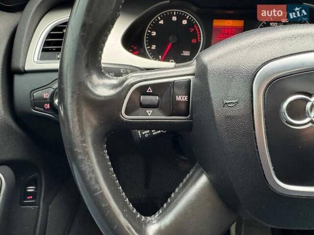 Серый Ауди А4, объемом двигателя 1.98 л и пробегом 220 тыс. км за 9400 $, фото 13 на Automoto.ua