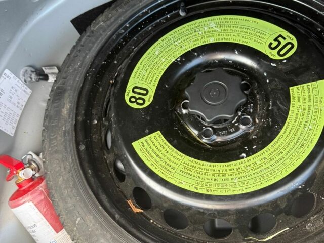 Сірий Ауді А4, об'ємом двигуна 2 л та пробігом 323 тис. км за 9000 $, фото 18 на Automoto.ua