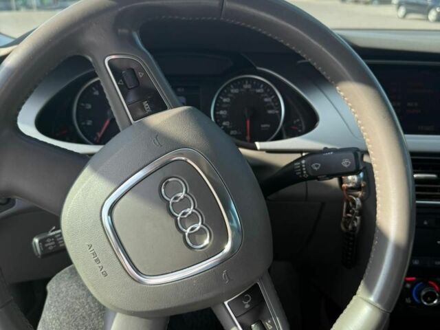 Сірий Ауді А4, об'ємом двигуна 2 л та пробігом 323 тис. км за 9000 $, фото 21 на Automoto.ua