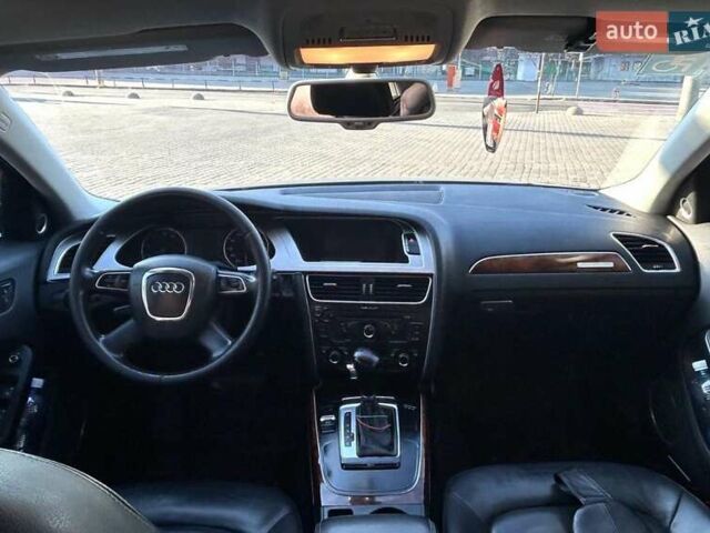 Сірий Ауді А4, об'ємом двигуна 1.98 л та пробігом 181 тис. км за 10700 $, фото 1 на Automoto.ua