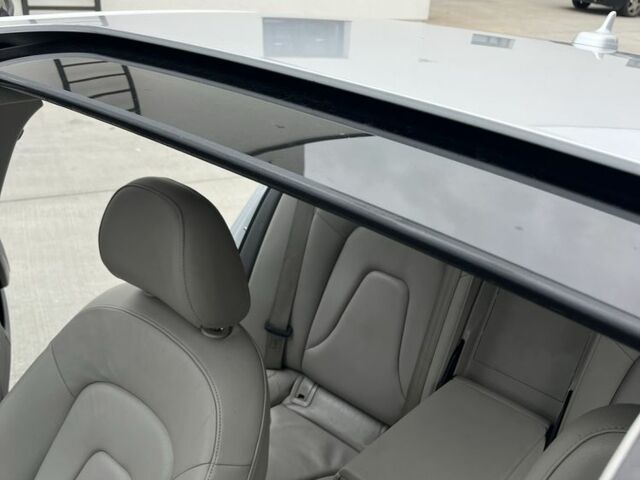 Серый Ауди А4, объемом двигателя 0 л и пробегом 230 тыс. км за 7200 $, фото 18 на Automoto.ua