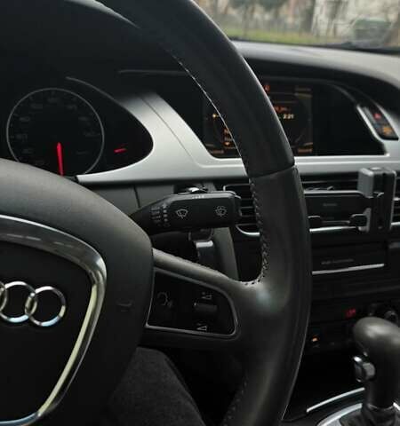 Серый Ауди А4, объемом двигателя 2 л и пробегом 176 тыс. км за 10900 $, фото 11 на Automoto.ua