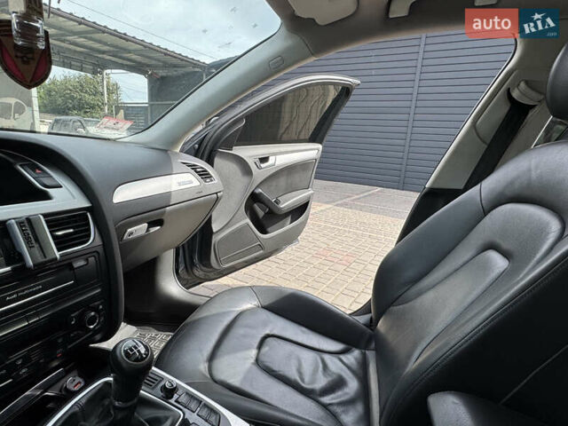 Сірий Ауді А4, об'ємом двигуна 1.98 л та пробігом 275 тис. км за 9999 $, фото 11 на Automoto.ua