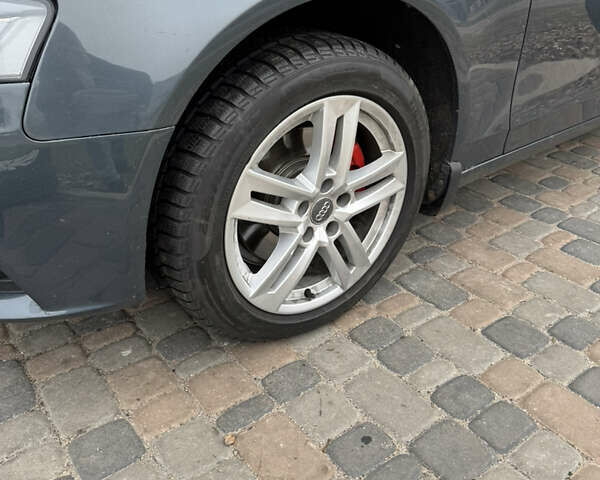 Серый Ауди А4, объемом двигателя 1.97 л и пробегом 260 тыс. км за 10800 $, фото 10 на Automoto.ua