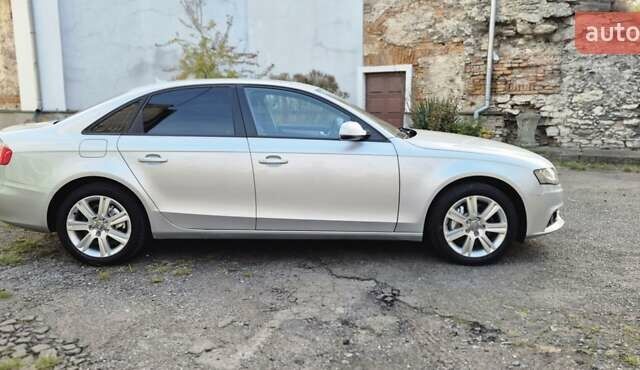 Серый Ауди А4, объемом двигателя 2 л и пробегом 215 тыс. км за 10700 $, фото 3 на Automoto.ua