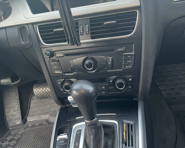Ауди А4 2010 в Киеве на Automoto.ua Серый Ауди А4, объемом двигателя 1.98 л и пробегом 300 тыс. км за 8300 $, фото 16 на Automoto.ua