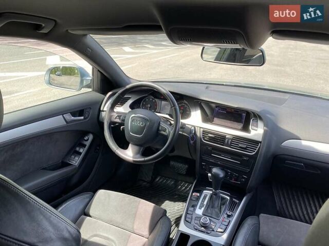 Сірий Ауді А4, об'ємом двигуна 1.8 л та пробігом 215 тис. км за 13500 $, фото 64 на Automoto.ua