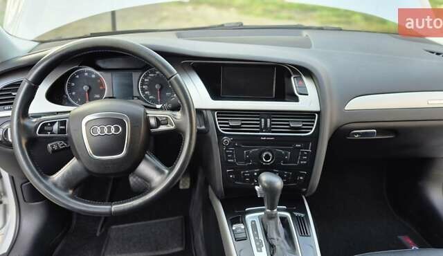 Серый Ауди А4, объемом двигателя 2 л и пробегом 215 тыс. км за 10700 $, фото 14 на Automoto.ua