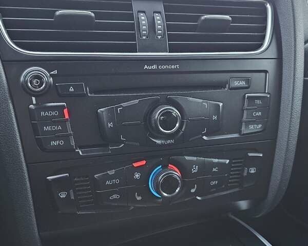 Серый Ауди А4, объемом двигателя 1.8 л и пробегом 200 тыс. км за 7000 $, фото 24 на Automoto.ua