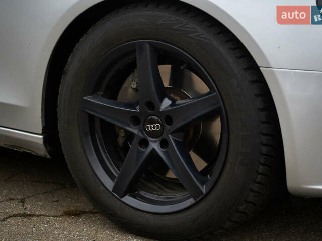 Сірий Ауді А4, об'ємом двигуна 2 л та пробігом 217 тис. км за 11999 $, фото 8 на Automoto.ua