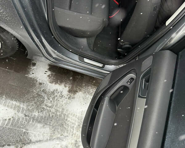 Серый Ауди А4, объемом двигателя 1.97 л и пробегом 282 тыс. км за 9700 $, фото 17 на Automoto.ua