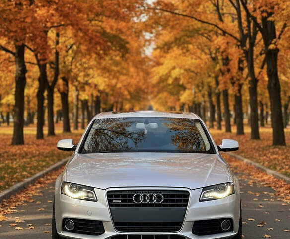 Сірий Ауді А4, об'ємом двигуна 1.98 л та пробігом 214 тис. км за 7500 $, фото 6 на Automoto.ua