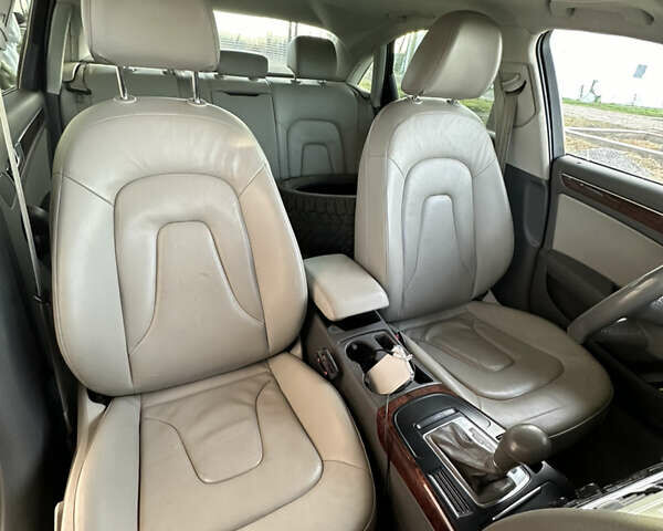 Серый Ауди А4, объемом двигателя 2 л и пробегом 177 тыс. км за 9900 $, фото 21 на Automoto.ua