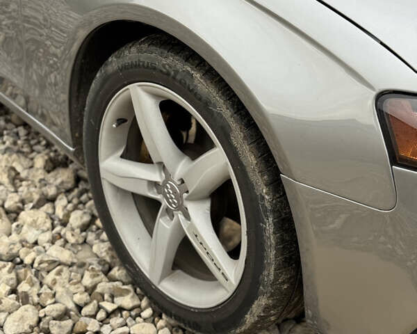 Сірий Ауді А4, об'ємом двигуна 1.98 л та пробігом 266 тис. км за 9400 $, фото 7 на Automoto.ua