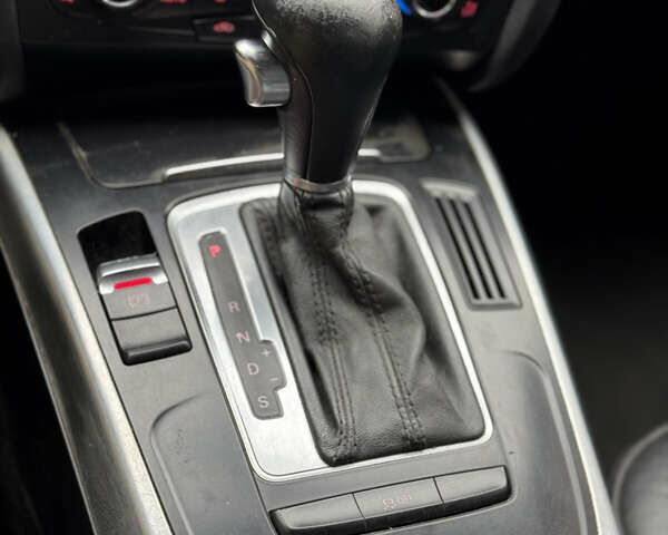 Сірий Ауді А4, об'ємом двигуна 1.98 л та пробігом 266 тис. км за 9400 $, фото 28 на Automoto.ua