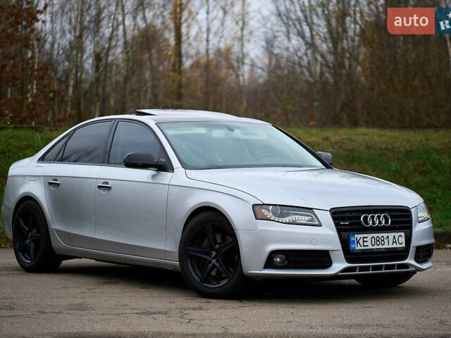 Сірий Ауді А4, об'ємом двигуна 2 л та пробігом 217 тис. км за 11999 $, фото 2 на Automoto.ua