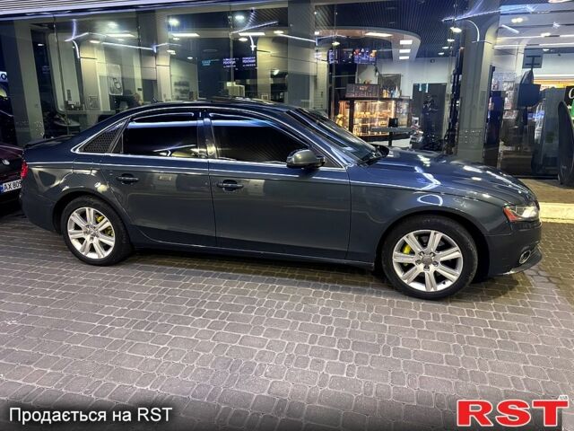 Серый Ауди А4, объемом двигателя 2 л и пробегом 330 тыс. км за 7500 $, фото 2 на Automoto.ua