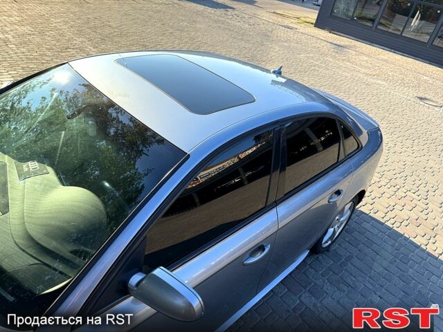 Серый Ауди А4, объемом двигателя 2 л и пробегом 175 тыс. км за 6800 $, фото 1 на Automoto.ua