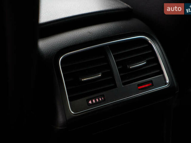 Сірий Ауді А4, об'ємом двигуна 2 л та пробігом 217 тис. км за 11999 $, фото 20 на Automoto.ua