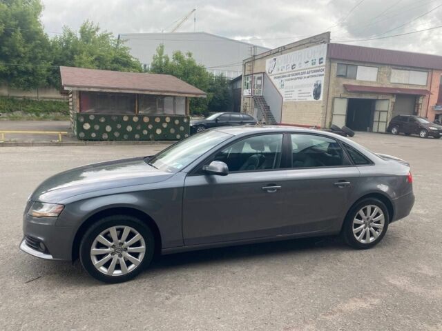 Сірий Ауді А4, об'ємом двигуна 2 л та пробігом 197 тис. км за 11700 $, фото 1 на Automoto.ua