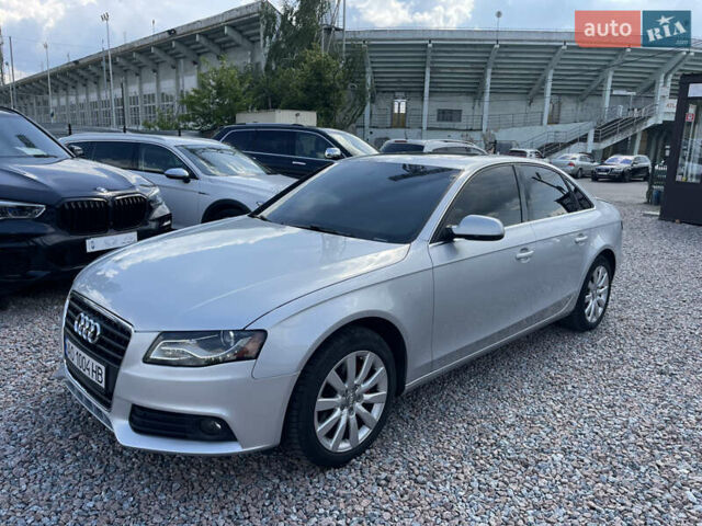 Серый Ауди А4, объемом двигателя 2 л и пробегом 187 тыс. км за 10500 $, фото 5 на Automoto.ua