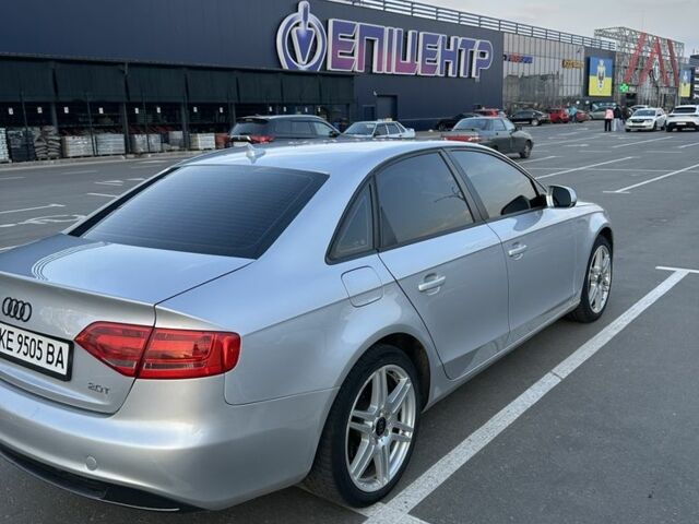 Сірий Ауді А4, об'ємом двигуна 2 л та пробігом 270 тис. км за 9800 $, фото 5 на Automoto.ua