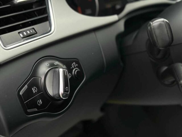 Сірий Ауді А4, об'ємом двигуна 2 л та пробігом 122 тис. км за 11600 $, фото 17 на Automoto.ua