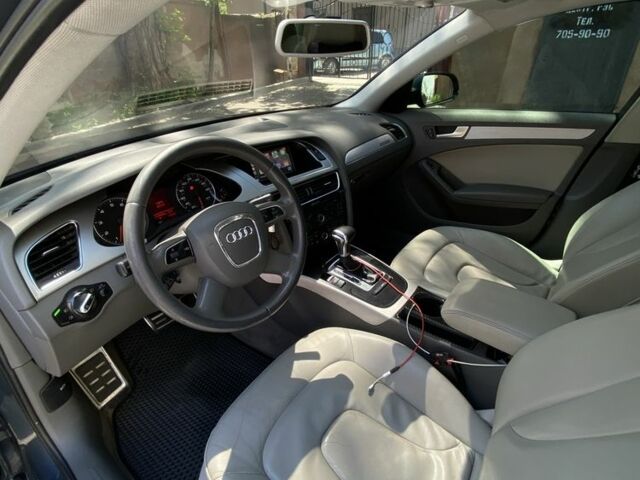 Серый Ауди А4, объемом двигателя 2 л и пробегом 230 тыс. км за 10000 $, фото 6 на Automoto.ua