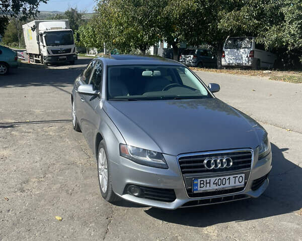 Серый Ауди А4, объемом двигателя 2 л и пробегом 177 тыс. км за 9900 $, фото 1 на Automoto.ua