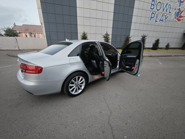 Серый Ауди А4, объемом двигателя 2 л и пробегом 260 тыс. км за 10600 $, фото 4 на Automoto.ua