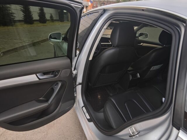 Серый Ауди А4, объемом двигателя 2 л и пробегом 260 тыс. км за 10600 $, фото 11 на Automoto.ua