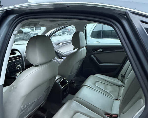 Ауди А4 2011 в Буковеле на Automoto.ua Серый Ауди А4, объемом двигателя 1.98 л и пробегом 253 тыс. км за 12000 $, фото 9 на Automoto.ua